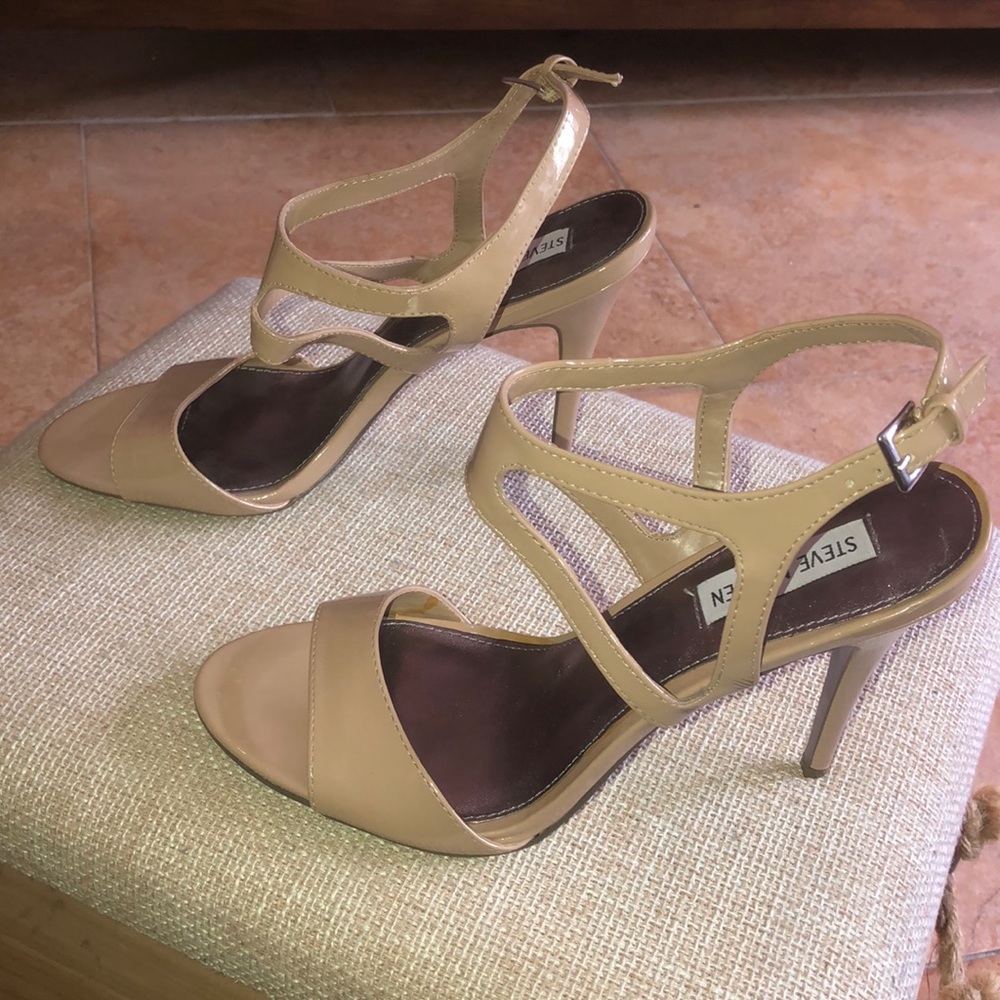 Steve Madden Dessi Sandal